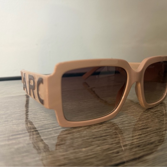 Marc Jacobs Tan Square Sunglasses